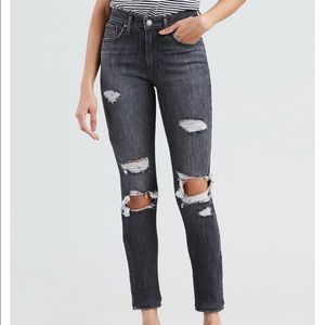 Levi's 721 High Rise Skinny Jeans Bites The Dust